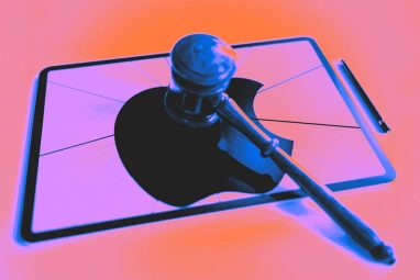 Delhi High Court Seeks Centre, CCI Reply to Apple Plea on Global Turnover Fines